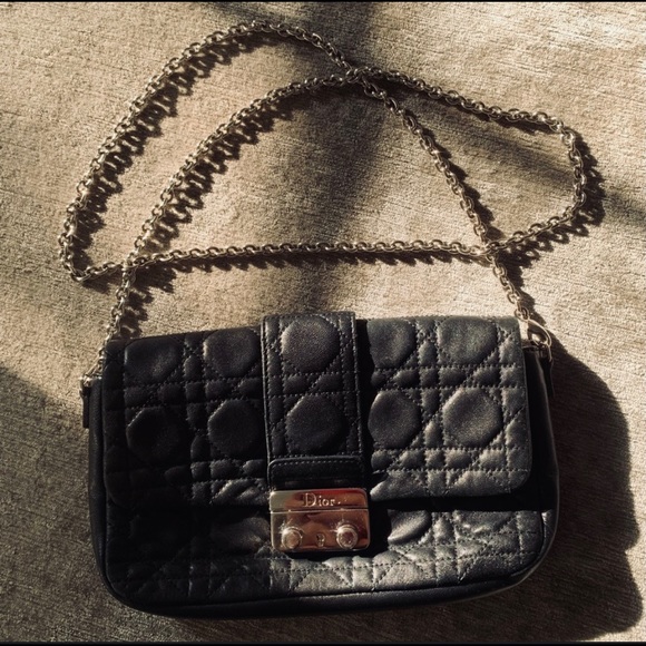 Dior Handbags - Dior mini bag with chain.